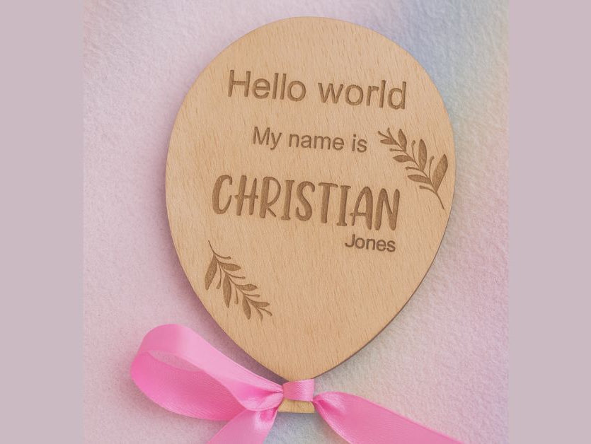 How Do You Announce a New Baby Arrival? (Simple & Meaningful Ideas)