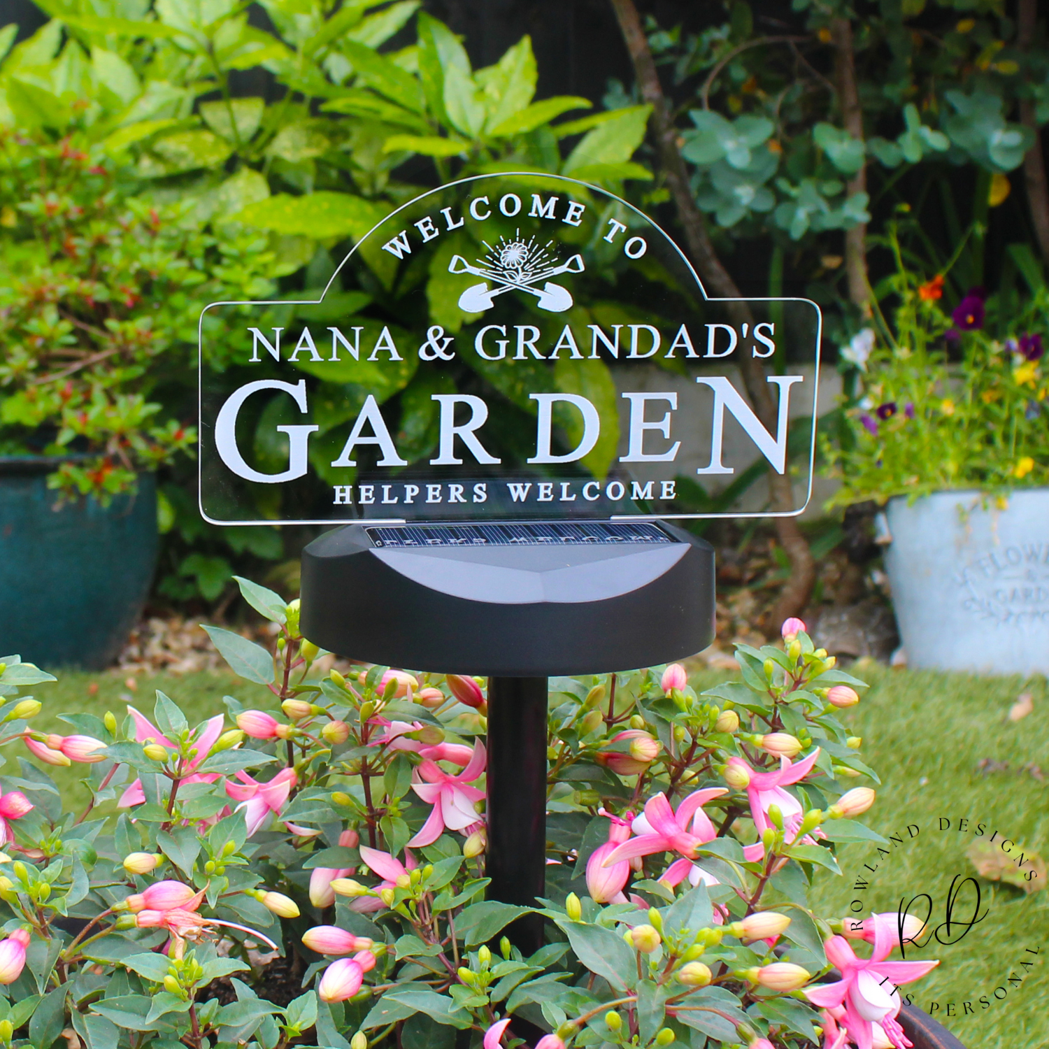 Light up your garden with this personalised solar sign. Custom text, multi-colour LED modes & easy install – the perfect outdoor gift idea.