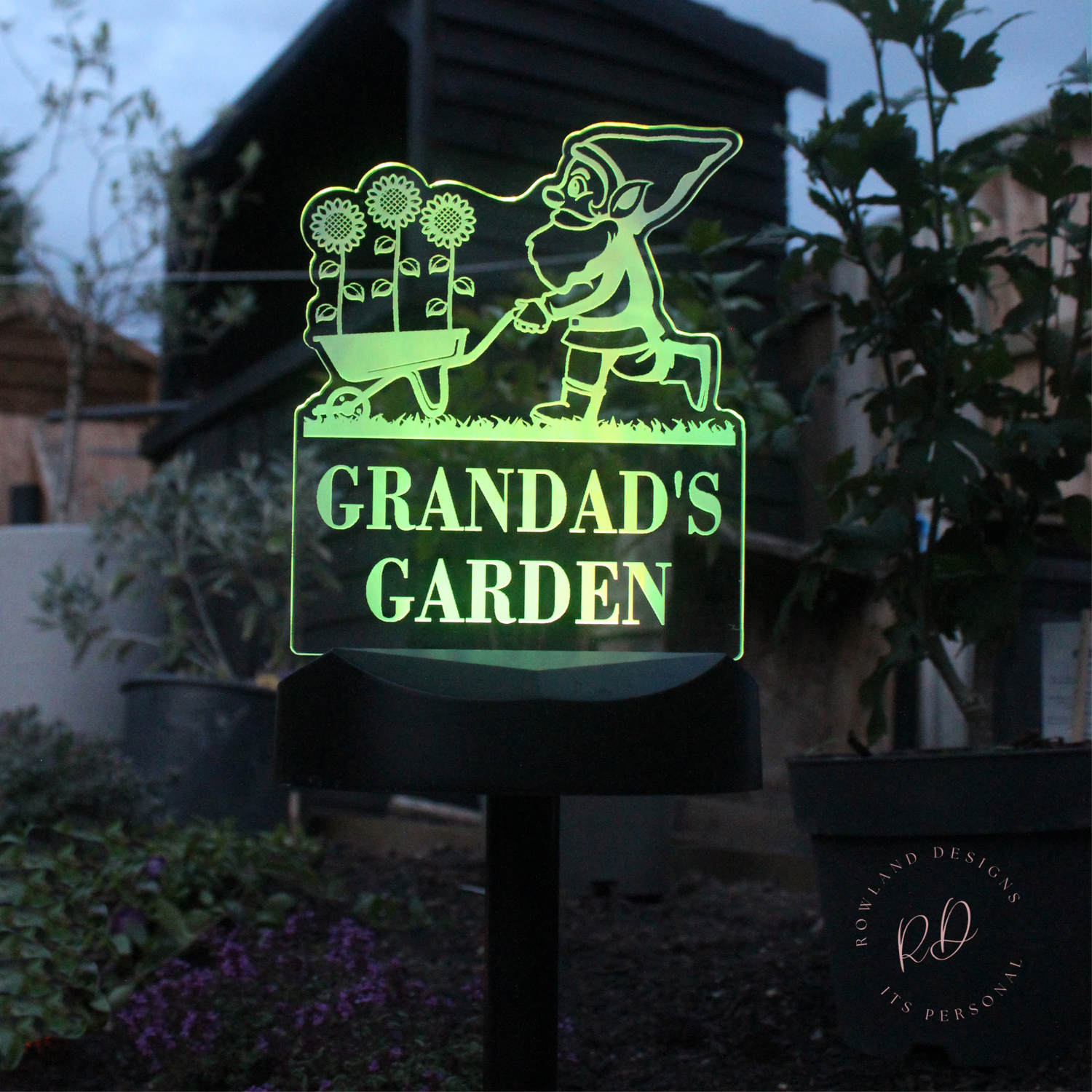 Make your garden glow with a whimsical personalised gnome light. Solar LED, no wires, and fun lighting effects included.