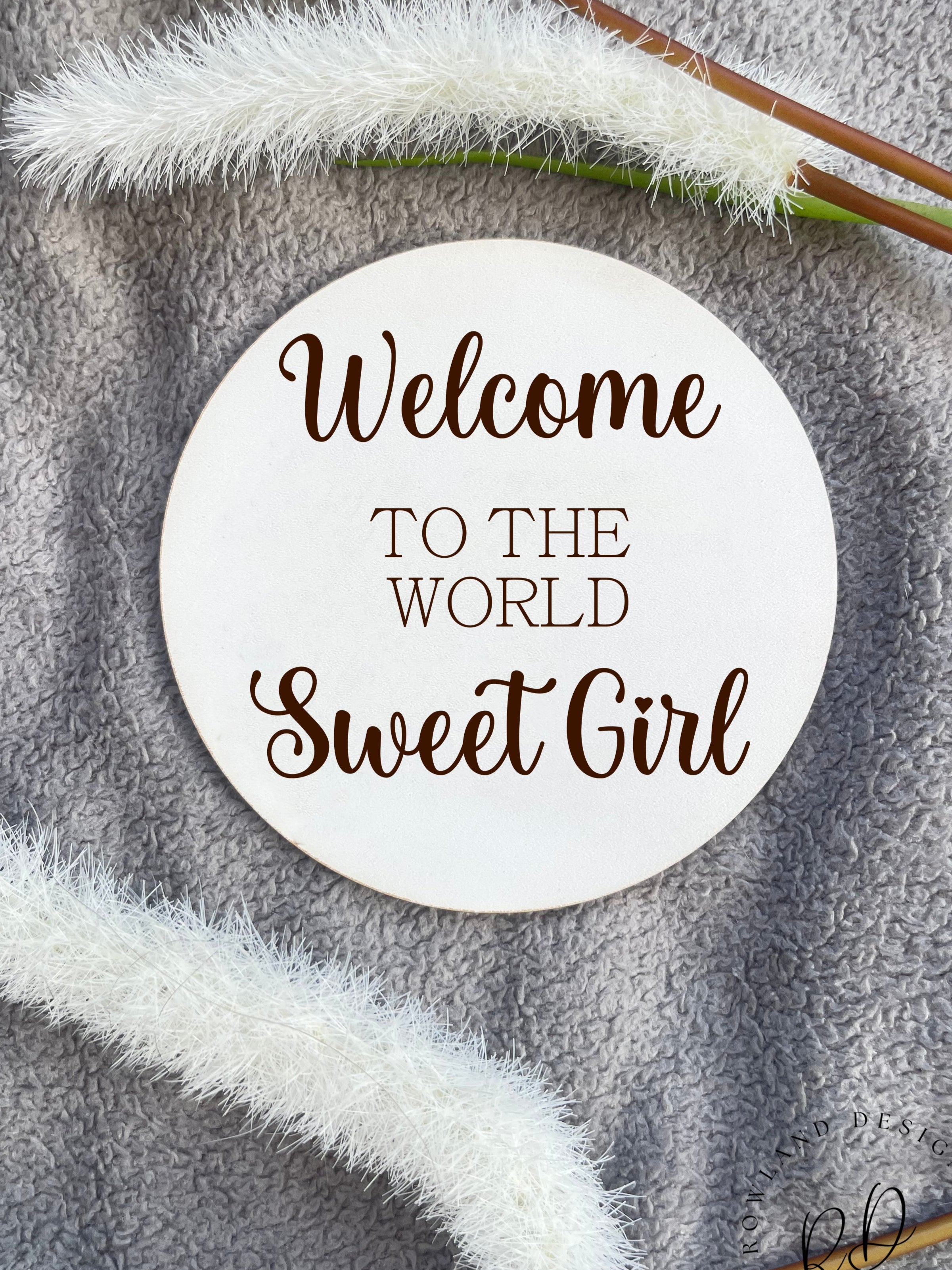 Newborn Baby Girl Plaque – Elegant ‘Sweet Girl’ welcome sign, made from 4mm thick veneer or MDF, ideal for baby shower gifts and keepsakes.
