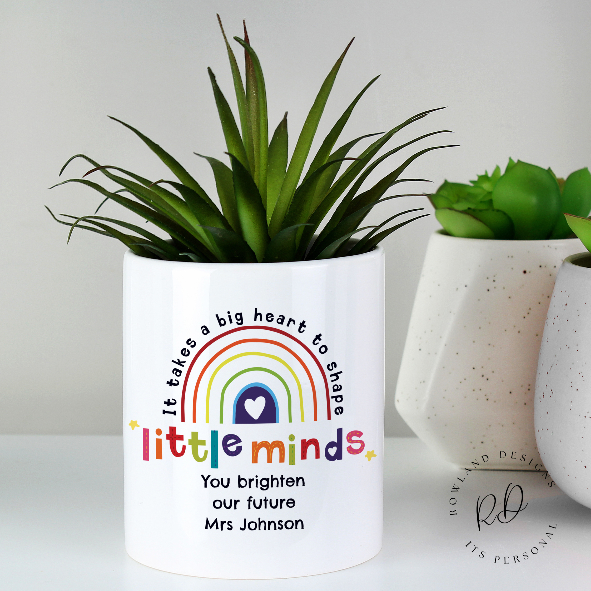 Personalised ceramic storage pot with "Shape Little Minds" engraving – a perfect teacher gift.