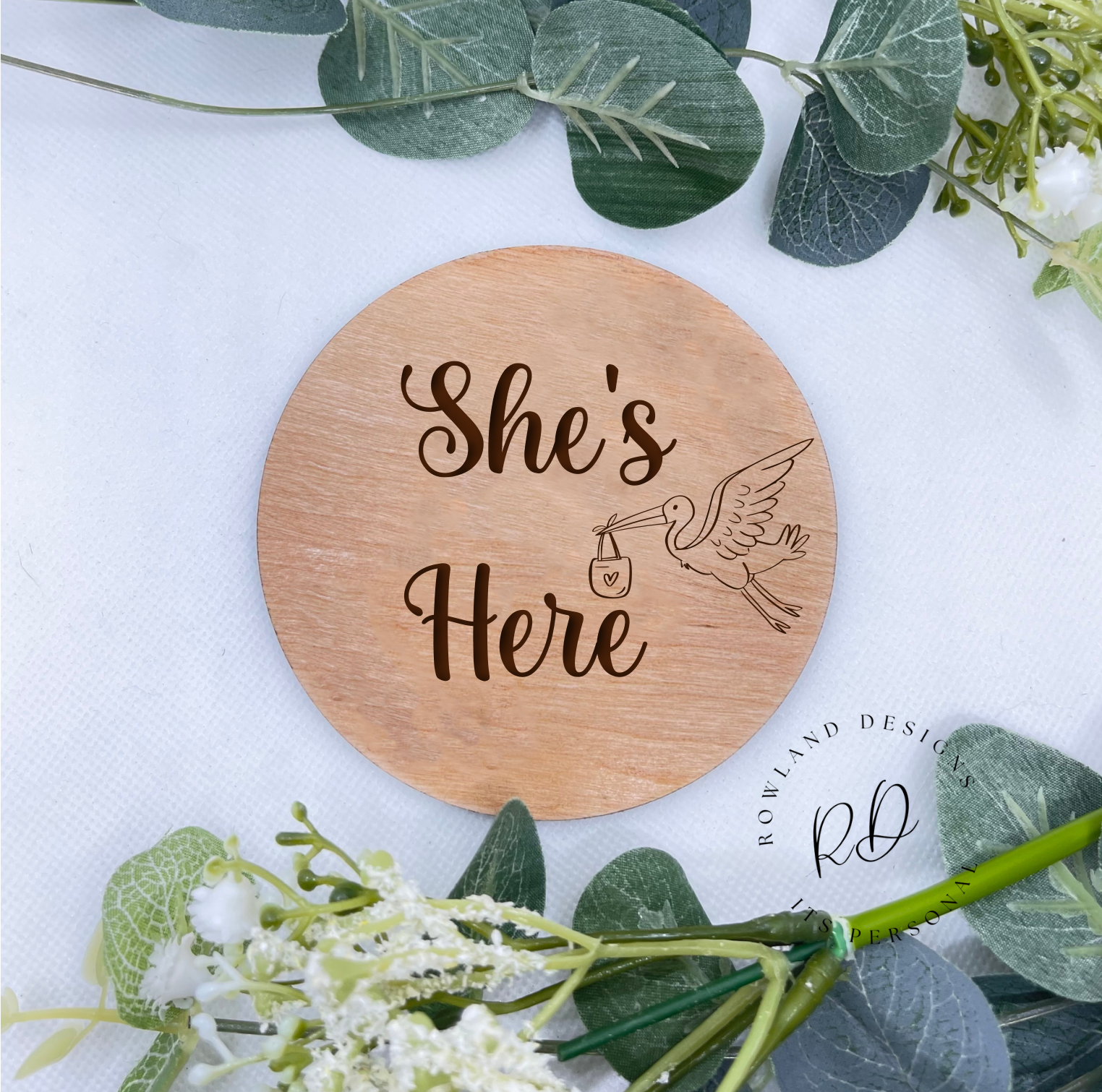 She’s Here Baby Announcement Plaque – Crafted from 4mm thick veneer or MDF, ideal for baby announcement photos and nursery decor.
